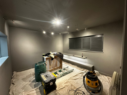 Tasting Room Hall Wc Decorating Catering Company Stadhampton 12 Medium