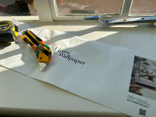 Wallpaper Hanging And Room Decoration In Bicester 03 Medium